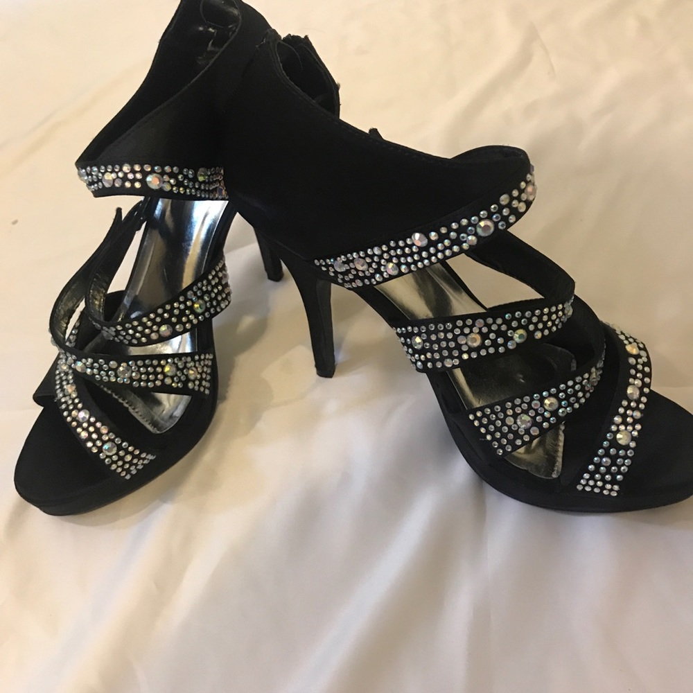 Black Satin Beaded Formal Heels Size 9